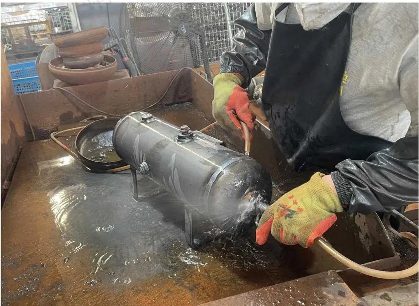 Air Pressure Leak‑Test Procedure for YCZX Air Receivers