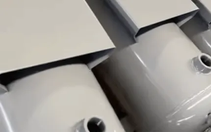 Our heavy‑duty horizontal air tanks, 3 mm thick carbon steel construction.