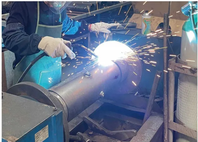 How professional air tank manufacturer to weld end caps to air tank body